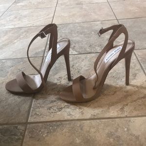 Steve Madden heeled sandal